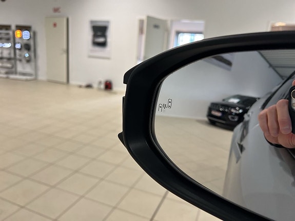 Toyota C-HR 24 of 26