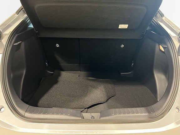 Toyota C-HR 10 of 26