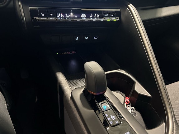 Toyota C-HR 25 of 26