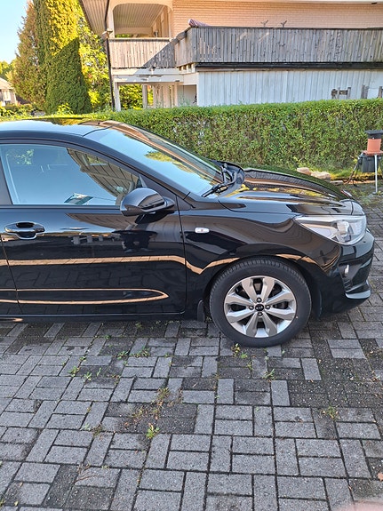 Kia Rio 5 of 11