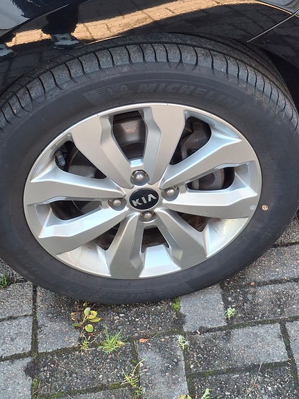 Kia Rio 2 of 11