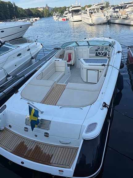 Chris Craft Corsair 28 6 of 11