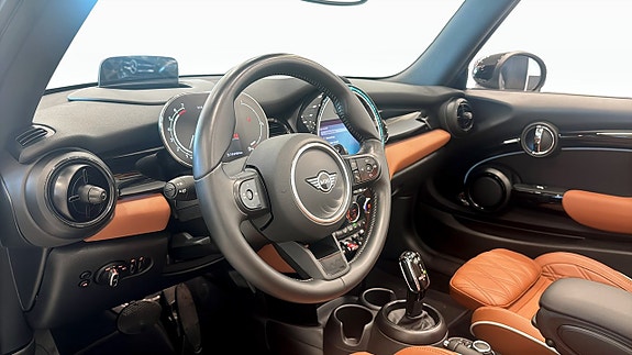 MINI Cooper S 12 of 18
