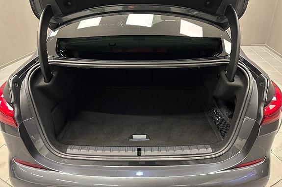 BMW 218i 13 of 13