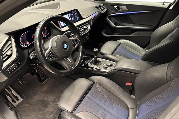 BMW 218i 7 of 13