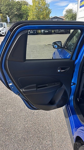Suzuki Swift 22 of 24
