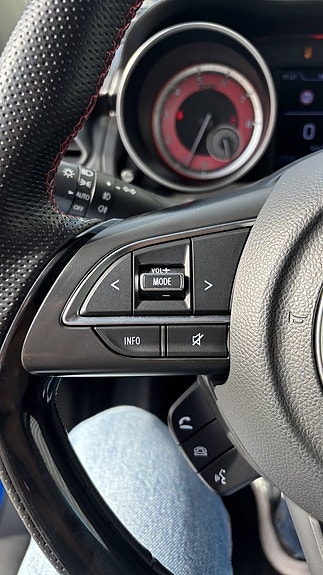 Suzuki Swift 15 of 24