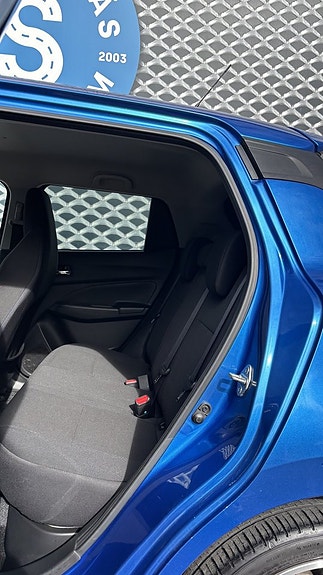 Suzuki Swift 24 of 24