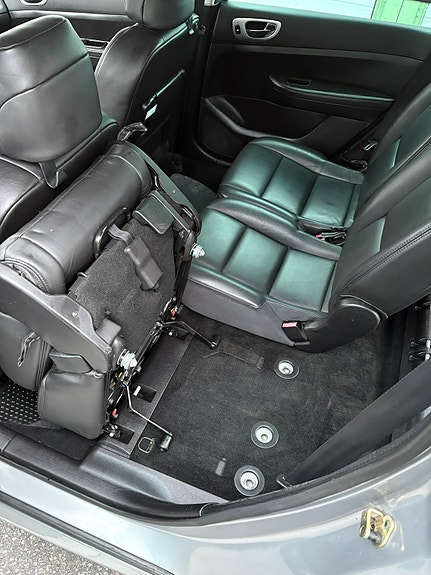 Peugeot 307 SW 15 of 19