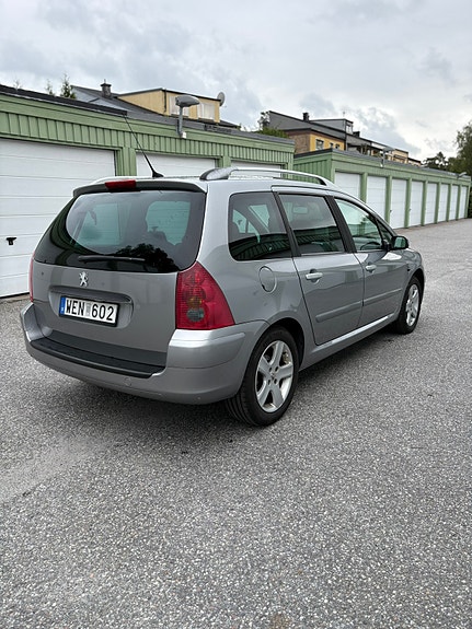 Peugeot 307 SW 4 of 19