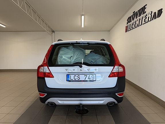 Volvo XC70 4 of 11