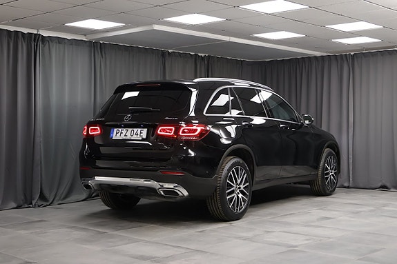 Mercedes-Benz GLC300 de 2 of 28