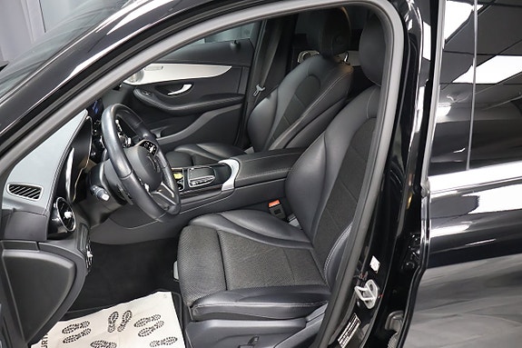 Mercedes-Benz GLC300 de 10 of 28