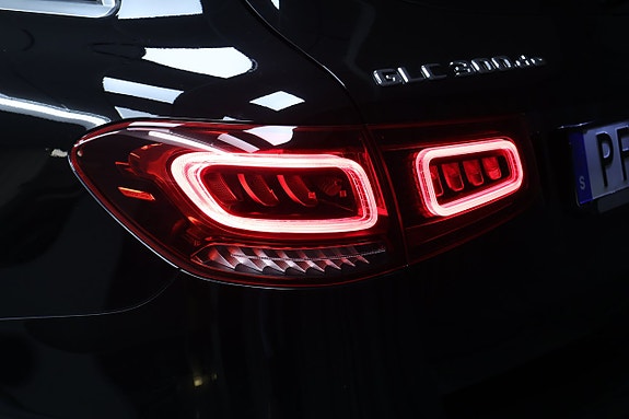 Mercedes-Benz GLC300 de 9 of 28