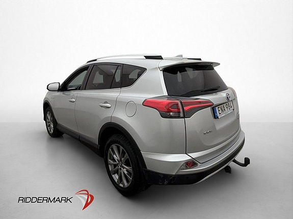 Toyota RAV4 5 of 30