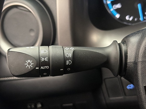 Toyota RAV4 27 of 30