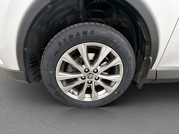 Toyota RAV4 30 of 30