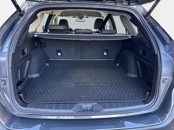 Subaru Outback 7 of 15