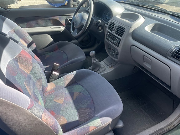 Renault Clio 4 of 7