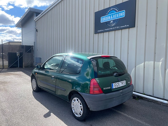Renault Clio 3 of 7