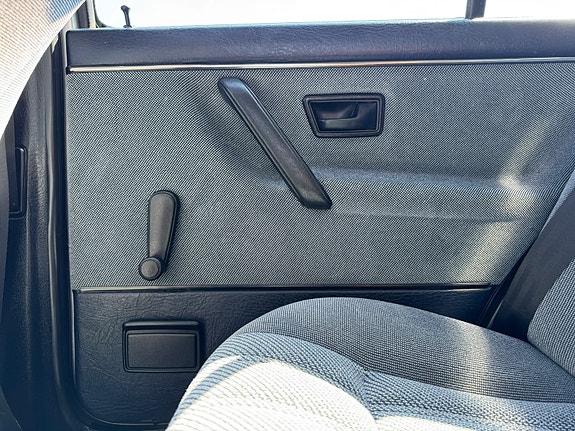 Volkswagen Jetta 8 of 15