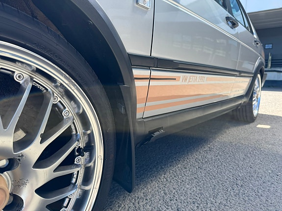 Volkswagen Jetta 5 of 15