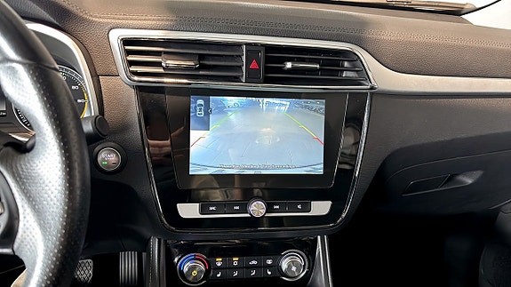 MG ZS EV 12 of 13