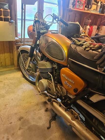 Suzuki T 500 COBRA 3 of 4