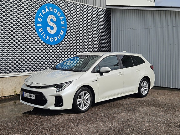Suzuki Swace 2 of 28