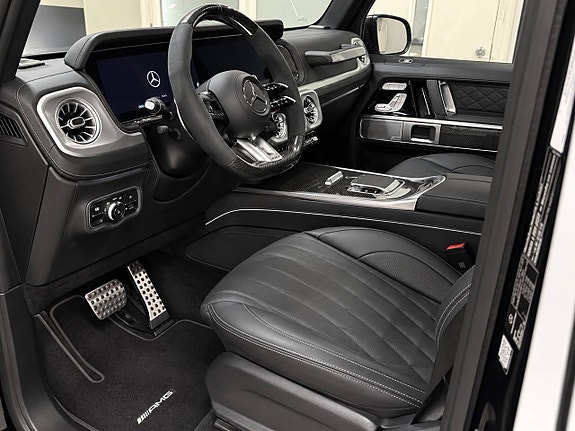 Mercedes-Benz G63 10 of 18