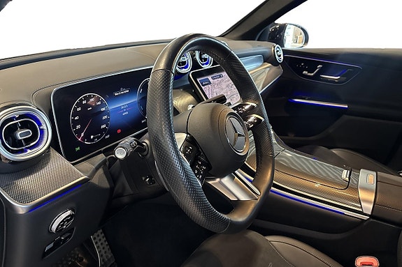 Mercedes-Benz GLC300 e 6 of 12