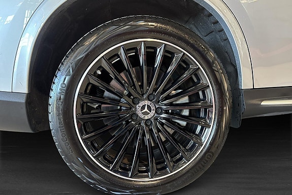 Mercedes-Benz GLC300 e 5 of 12