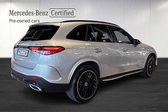 Mercedes-Benz GLC300 e 4 of 12