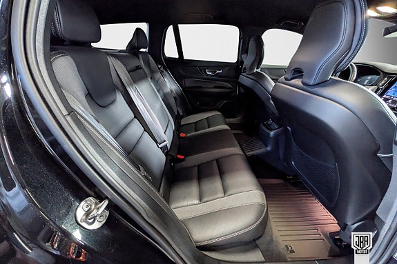 Volvo V60 14 of 19