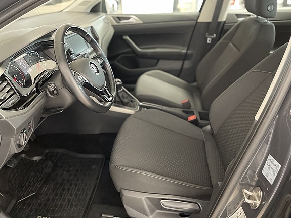 Volkswagen Polo 12 of 19