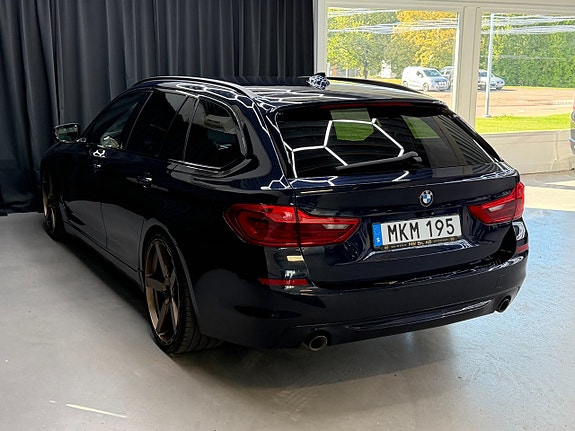 BMW 520d 3 of 13
