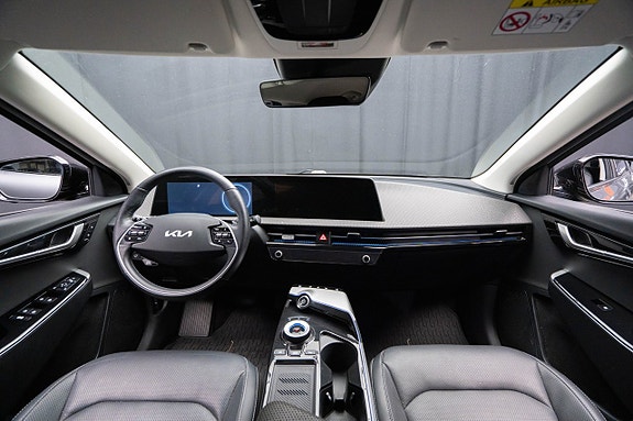 Kia EV6 14 of 25