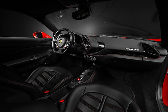 Ferrari 488 GTB 15 of 18