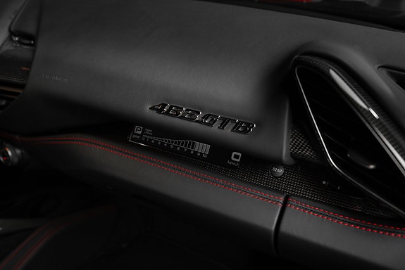 Ferrari 488 GTB 16 of 18