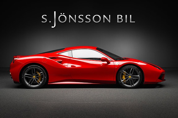 Ferrari 488 GTB 3 of 18