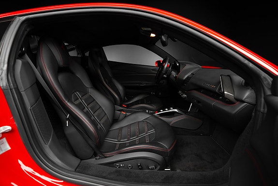 Ferrari 488 GTB 17 of 18