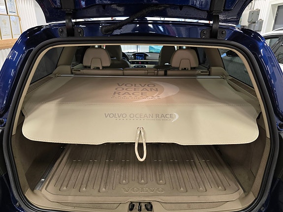 Volvo V70 18 of 30