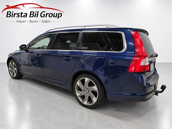 Volvo V70 5 of 30