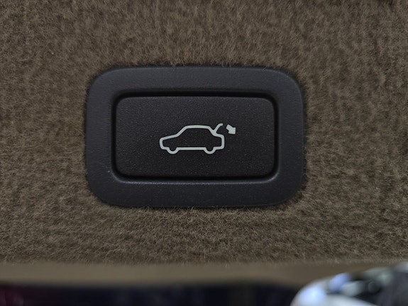 Volvo V70 19 of 30