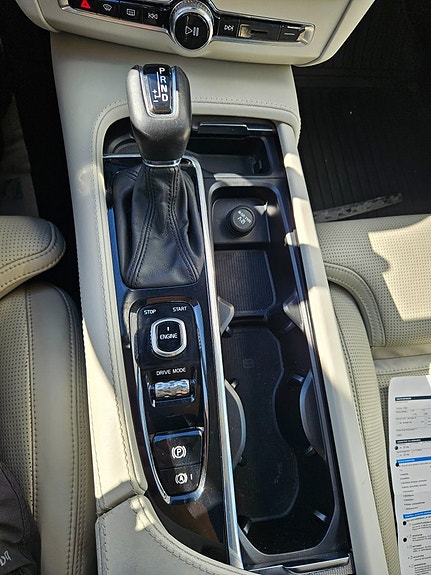 Volvo V90 Cross Country 30 of 30