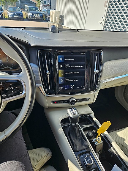 Volvo V90 Cross Country 15 of 30