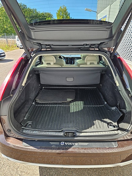 Volvo V90 Cross Country 27 of 30