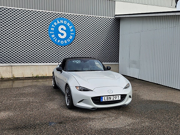 Mazda MX-5 3 of 17
