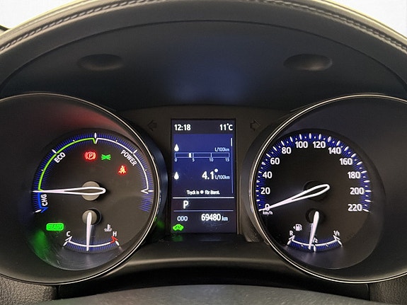 Toyota C-HR 15 of 27