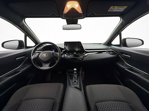 Toyota C-HR 12 of 27